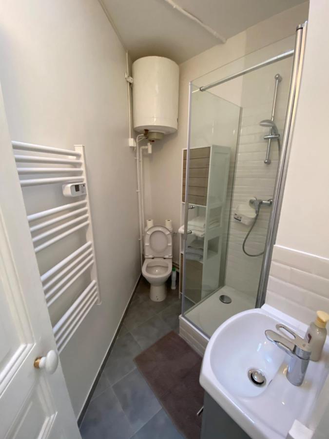 Enghien-Les-Bains : Studio Au Coeur Du Centre Ville Exteriör bild